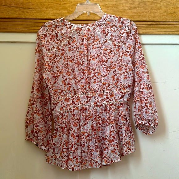 Anthropologie Moulinette Sours Red Floral Cotton/Silk
Amelie Blouse - Picture 15 of 15